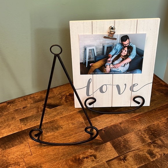 COPY - Frame holders - Picture 2 of 2